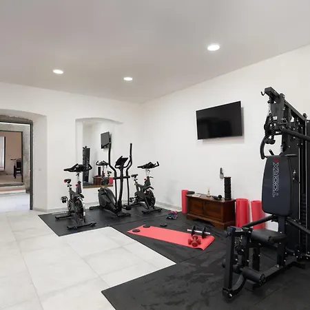 Villa Eugenia Tuscany With Private Pool, Sauna & Gym *