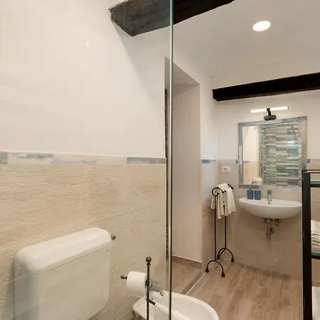 Villa Eugenia Tuscany With Private Pool, Sauna & Gym