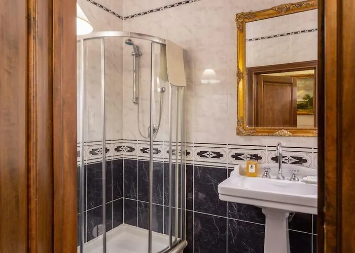 Villa Eugenia Tuscany With Private Pool, Sauna & Gym *